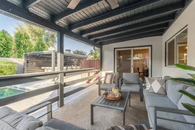 Plenty of space to gather friends and family