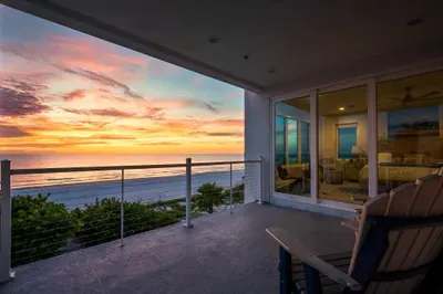 Unwind on your private balcony as the sun melts into the horizon. With sweeping views of the Gulf, this is the perfect spot for your morning coffee or evening glass of wine.