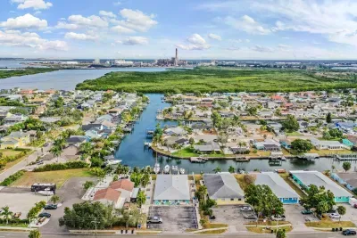 Beautiful canal-front community with serene waterways, lush greenery, and easy access to boating and coastal adventures. A peaceful, picturesque setting perfect for a relaxed getaway.