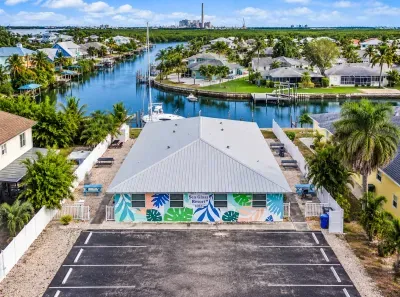 Surrounded by peaceful waterways and coastal Apollo Beach scenery.