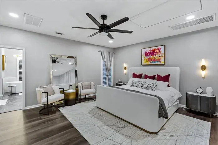 City Views  Apartment - Near Minute Maid Park & Toyota Center - image 11 of 36