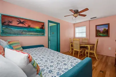 Large Heated Pool Family - 3500 sqft - Sleeps 17 - image 23 of 61