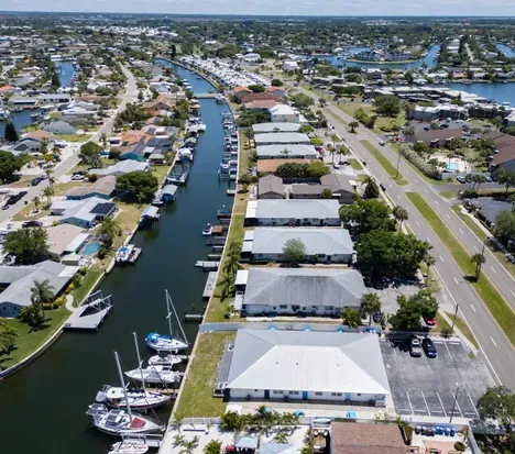 Stunning canal-front location with direct water access and scenic views. Enjoy peaceful mornings watching boats glide by and sunsets reflecting on the water—just minutes from beaches, dining, and local attractions. Perfect coastal getaway spot!