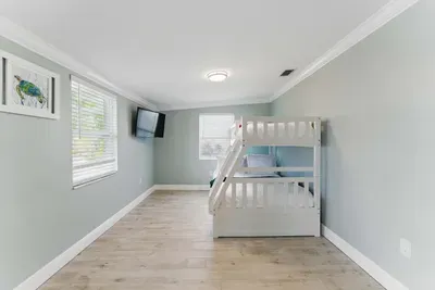 Enjoy the comfort of a double deck bed with your own TV for relaxed evenings in. Whether it’s for a family or group of friends, this space is designed for comfort and fun.