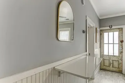 Easy & Quick Storage Near the Front Door