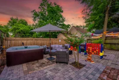 Hot Tub - Historic District - Next to Forsyth Park - image 7 of 44