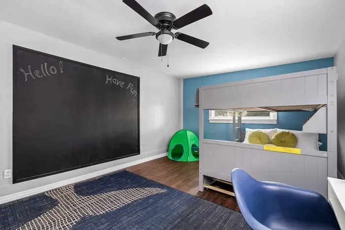 Fifth bedroom with working space (includes full size bunk beds and twin size trundle bed)