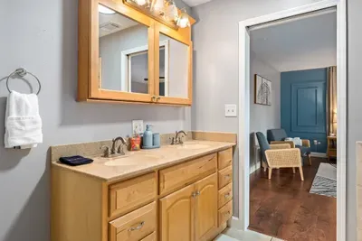 Ensuite bathroom connected to primary bedroom