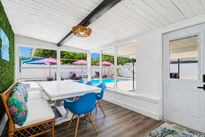 NEW! Pool + Arcade + Home Gym | Sleeps 10 - image 16 of 43