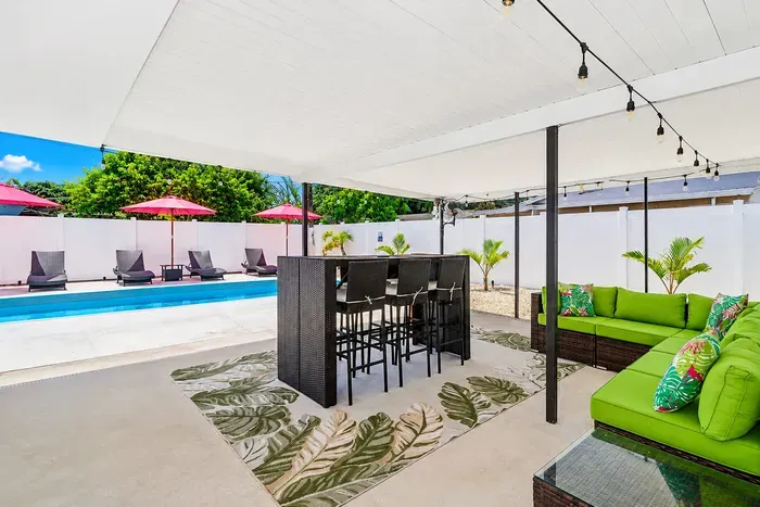 NEW! Pool + Arcade + Home Gym | Sleeps 10 - image 32 of 43