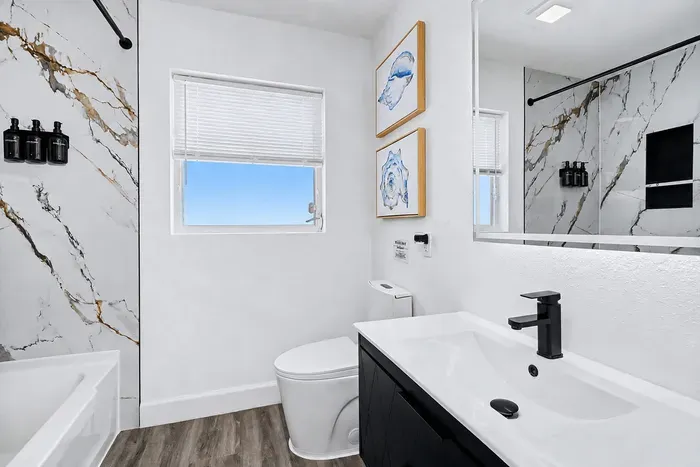 NEW! Pool + Arcade + Home Gym | Sleeps 10 - image 20 of 43