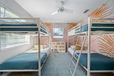 Bunk beds for the whole family!
