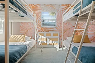 Bunk beds for the whole family!