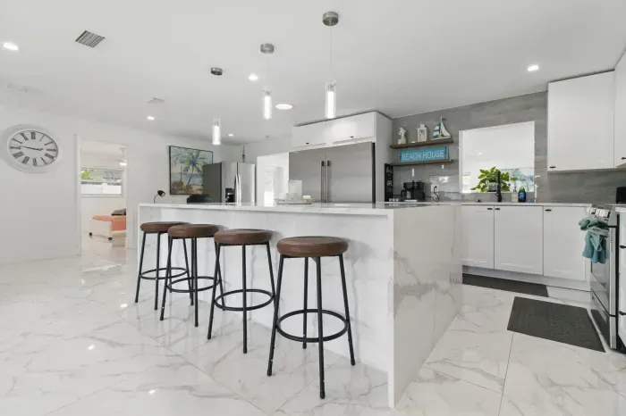 This space offers a relaxed and social vibe, making it a great spot to gather and enjoy time together.