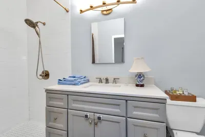 Ensuite bathroom