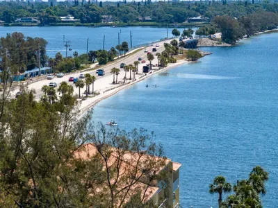 Minutes from the beautiful beaches and sparkling waters of Anna Maria Island. Enjoy easy access to coastal adventures, waterfront views, and the laid-back island lifestyle during your unforgettable Florida getaway!