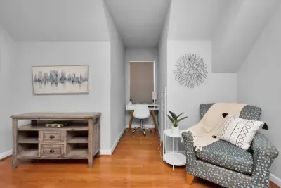 Workstation and bedroom