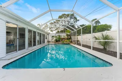 Family Getaway | Pool, Game- Room & Close to Bay