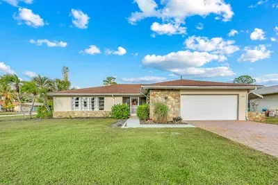 Heated Pool - Minutes to Beach - Outside Bar - Perfect for Family - image 44 of 44