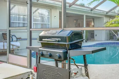 Heated Pool - Minutes to Beach - Outside Bar - Perfect for Family - image 40 of 44
