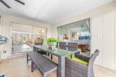 Heated Pool - Minutes to Beach - Outside Bar - Perfect for Family - image 39 of 44