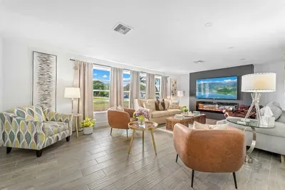 Heated Pool - Minutes to Beach - Outside Bar - Perfect for Family - image 18 of 44