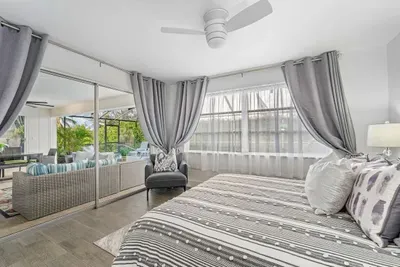Heated Pool - Minutes to Beach - Outside Bar - Perfect for Family - image 26 of 44