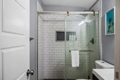 Hot Tubs - DT Duplex - Two Blocks off Forsyth Park - image 52 of 58