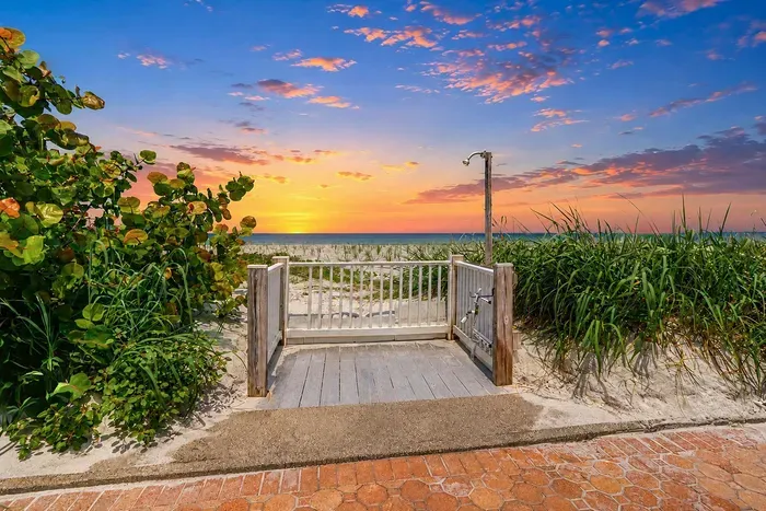 Sunset Gulf Views 2-Min Walk to Beach Pool - image 34 of 44