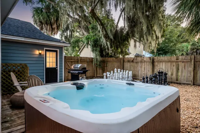 Dog Friendly - Hot Tub - Large Backyard - image 1 of 40