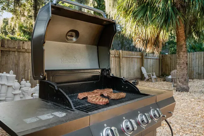 Dog Friendly - Hot Tub - Large Backyard - image 7 of 40