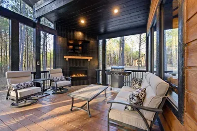 Wandering Pines | Hot Tub • Fire Pit • Bunk Room - image 5 of 41