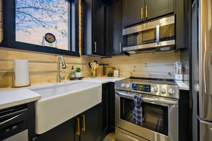 Wandering Pines | Hot Tub • Fire Pit • Bunk Room - image 18 of 33