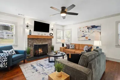 Marietta Square Suites - Big Home|Pool|Fire Pit