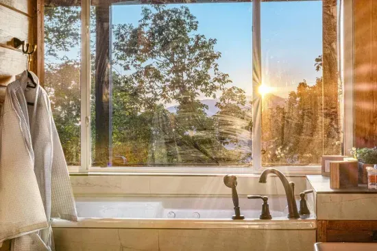 Mountain View Hideaway
