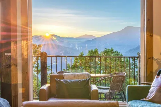 Mountain View Hideaway