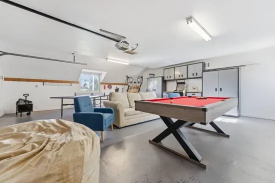 Rack up a game of pool with friends in the garage game room, built for hours of friendly competition.