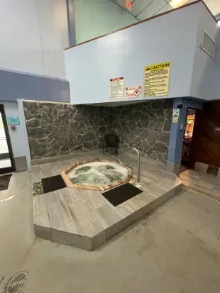 Cozy Mountain Top Ski Studio