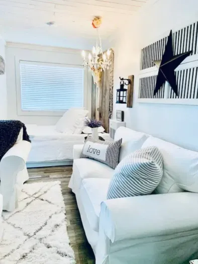 Love seat