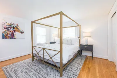 Queen Bedroom