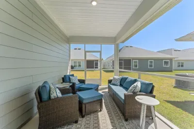 Screened in porch to enjoy your family and friends. 