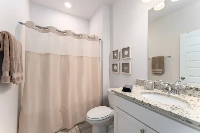 Bathroom shared between Spa blue King room and queen room.