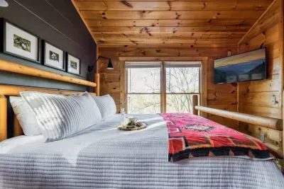 Loft Flame - King Bed