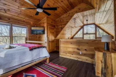 Loft Flame - King Bed