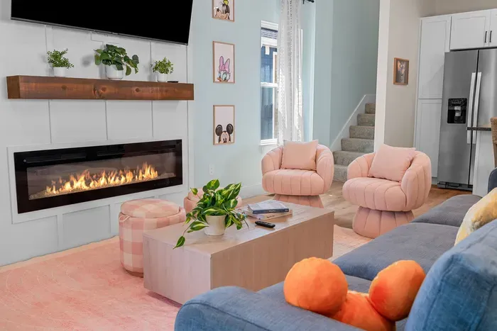 Unwind after a full day of adventures in total comfort. 🛋️🍃