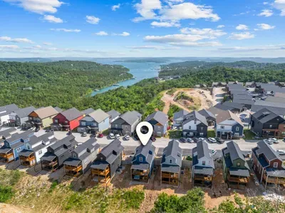A little piece of Ozark paradise viewed from above. 🏡✨