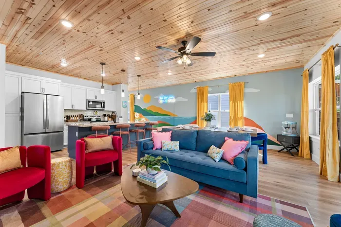From lake days to cozy nights, this space has you covered. 🌊🔥
