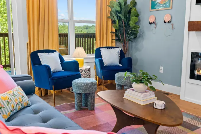 Cozy vibes, colorful views, and zero urge to leave the couch. 💖🛋️