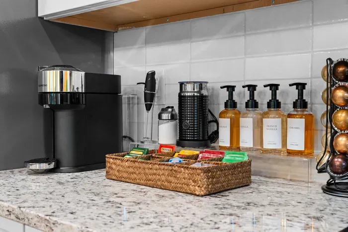 Keurig or drip? We’ve got both ready for you! ☕🌈