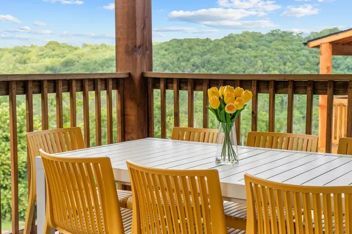 The ultimate spot to sip, chat, and soak in the Ozark scenery. ☕️✨